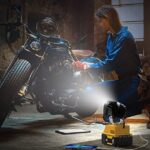 Rechargeable LED Work Lights: Battery Specs Buyers Should Compare